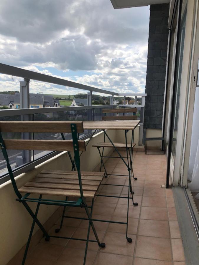 Bleu Sale - F2 Courseulles Avec Balcon Apartment Exterior photo
